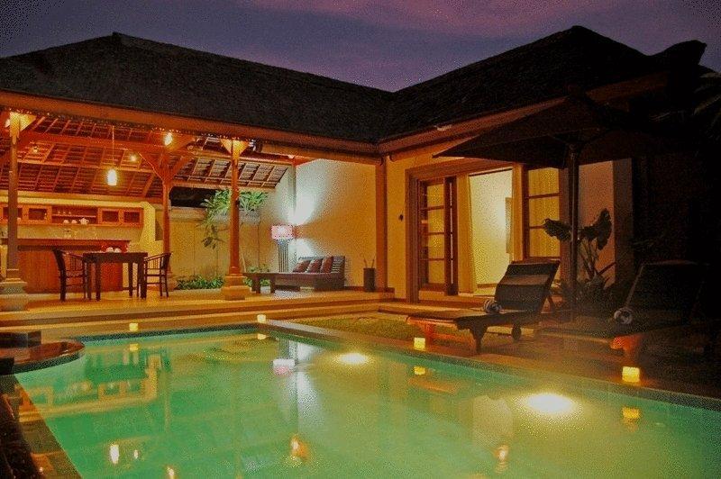 Dedari Villa Jimbaran Rum bild